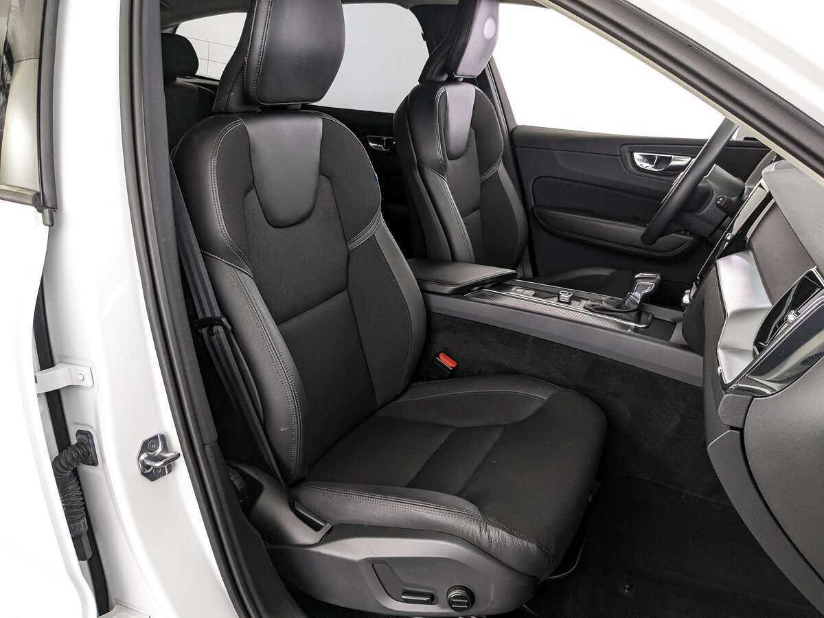 Volvo XC60 2019 года с пробегом. Фото: #19