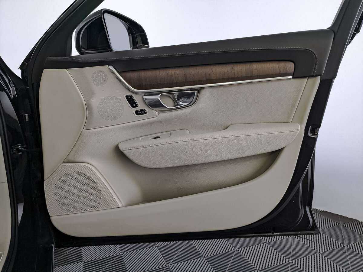 Volvo S90 2021 года с пробегом. Фото: #19