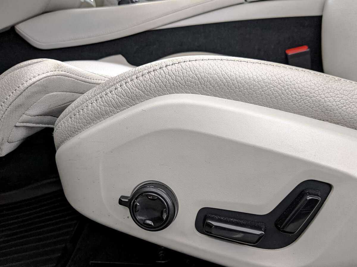 Volvo S90 2021 года с пробегом. Фото: #20