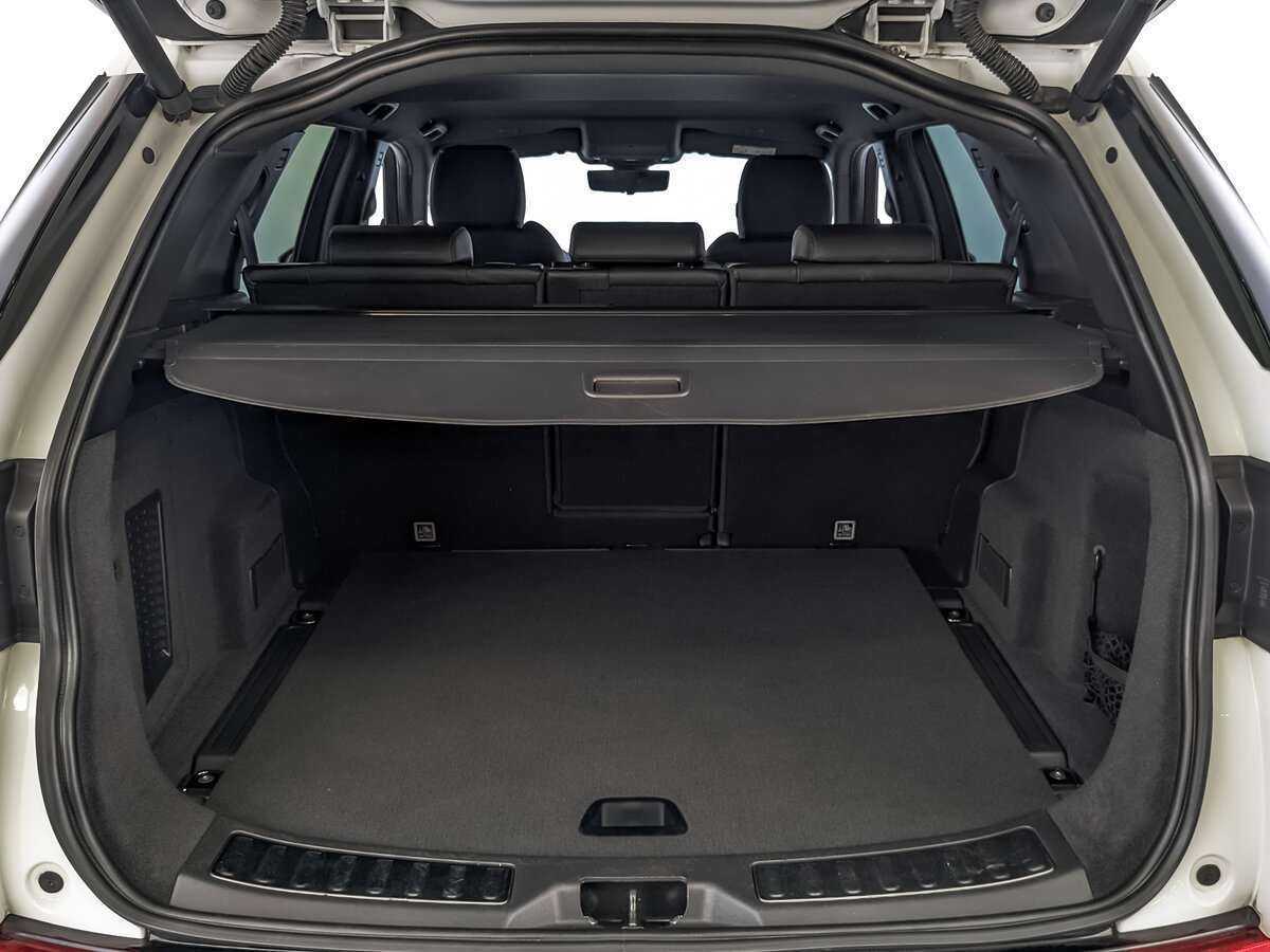 Land Rover Discovery Sport 2021 года с пробегом. Фото: #9