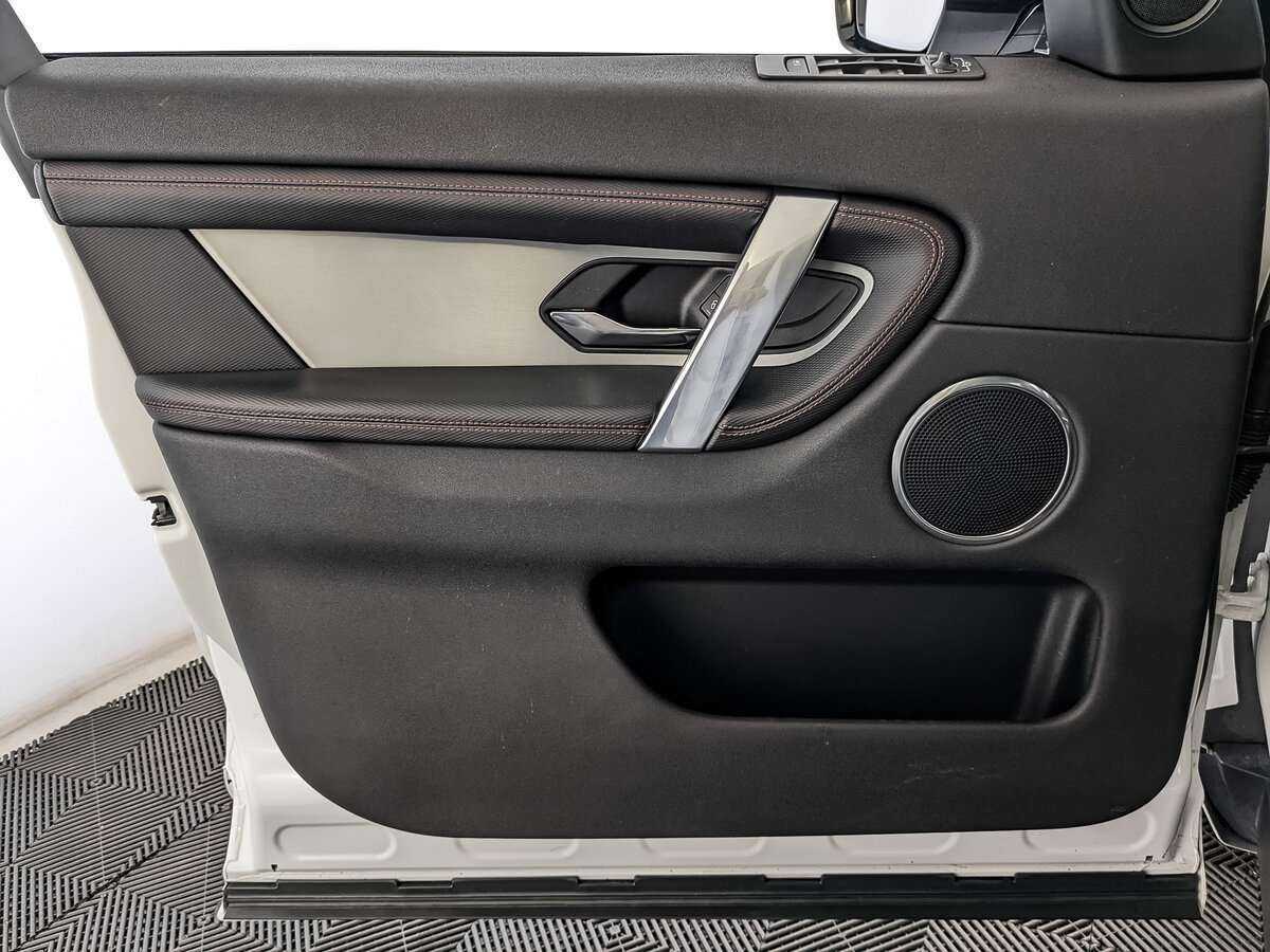 Land Rover Discovery Sport 2021 года с пробегом. Фото: #18