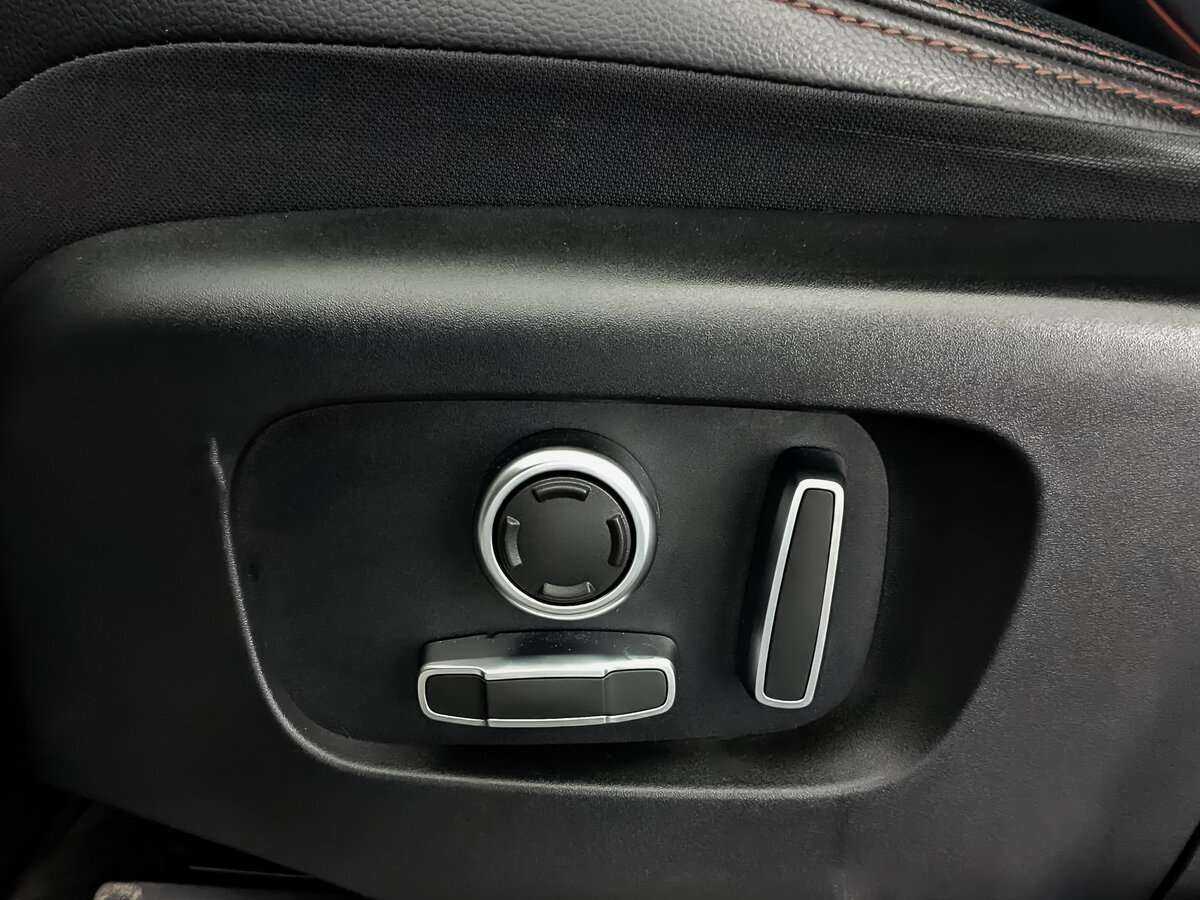 Land Rover Discovery Sport 2021 года с пробегом. Фото: #20