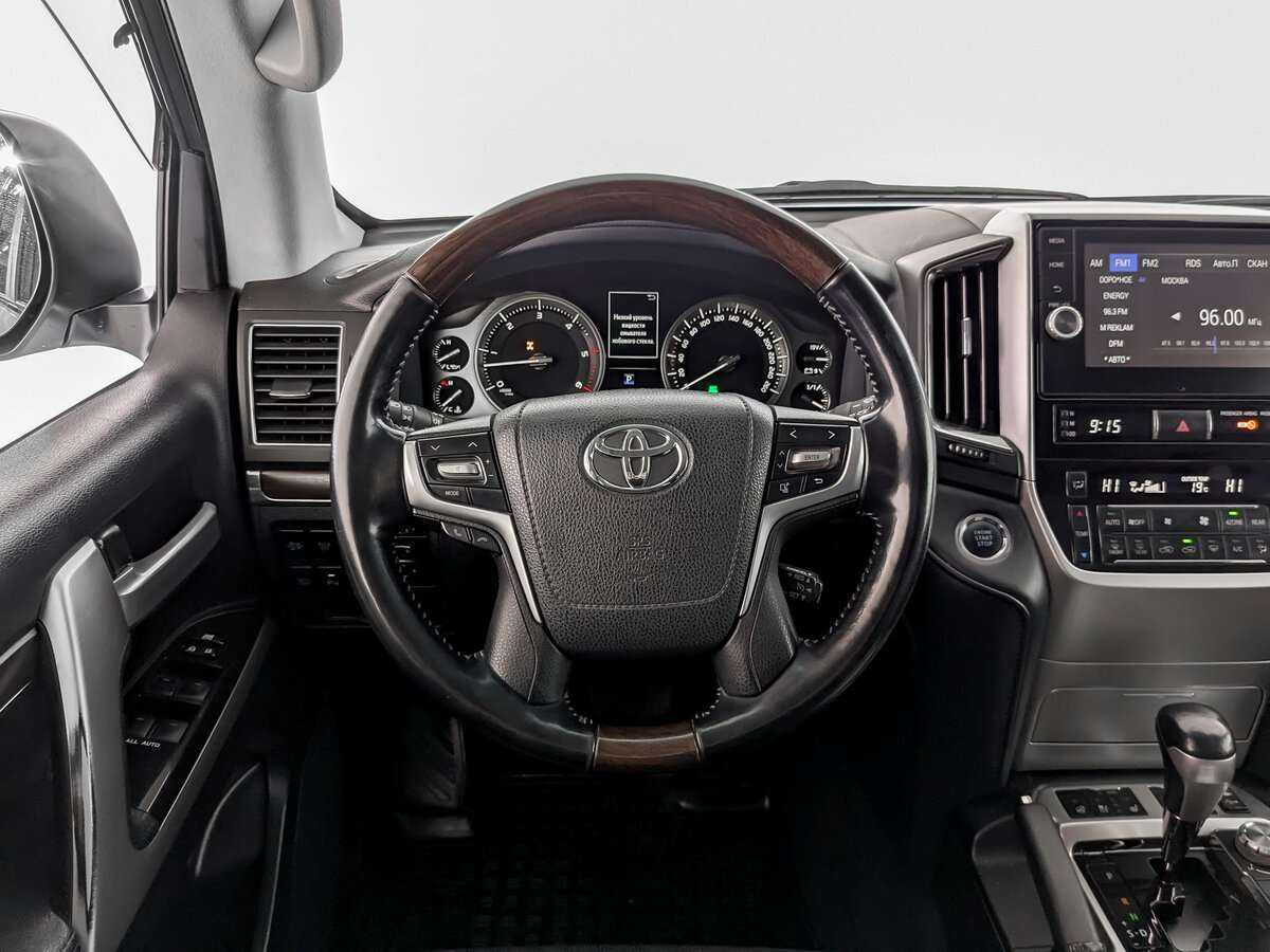 Toyota Land Cruiser 2018 года с пробегом. Фото: #17