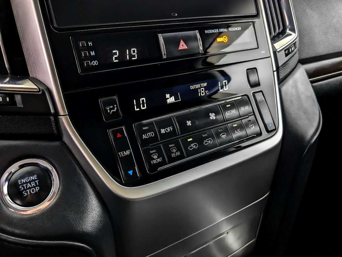 Toyota Land Cruiser 2018 года с пробегом. Фото: #21