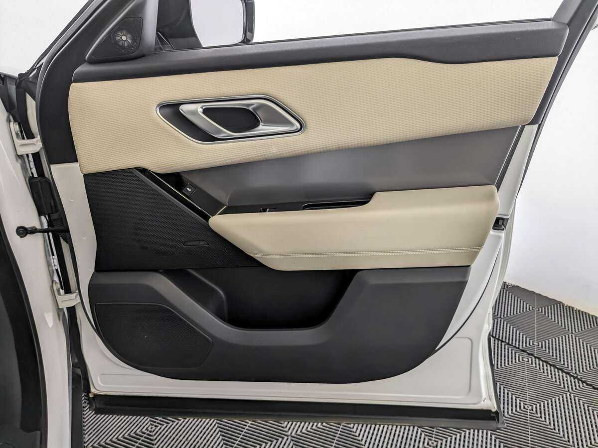 Land Rover Range Rover Velar 2021 года с пробегом. Фото: #19