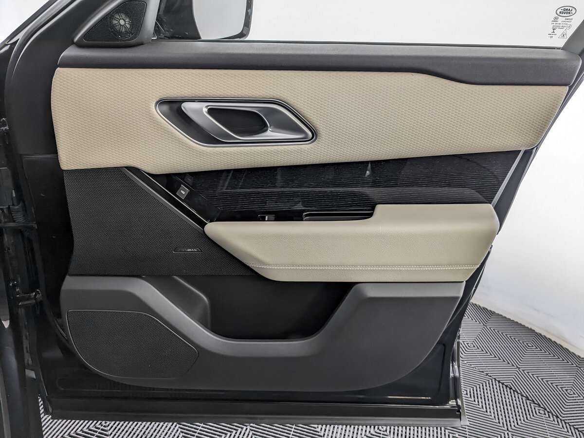 Land Rover Range Rover Velar 2021 года с пробегом. Фото: #19
