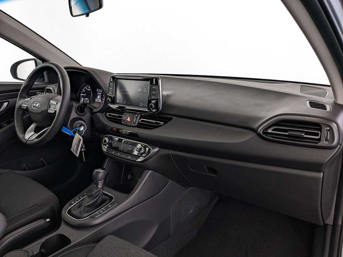 Hyundai i30 2023 года с пробегом. Фото: #12