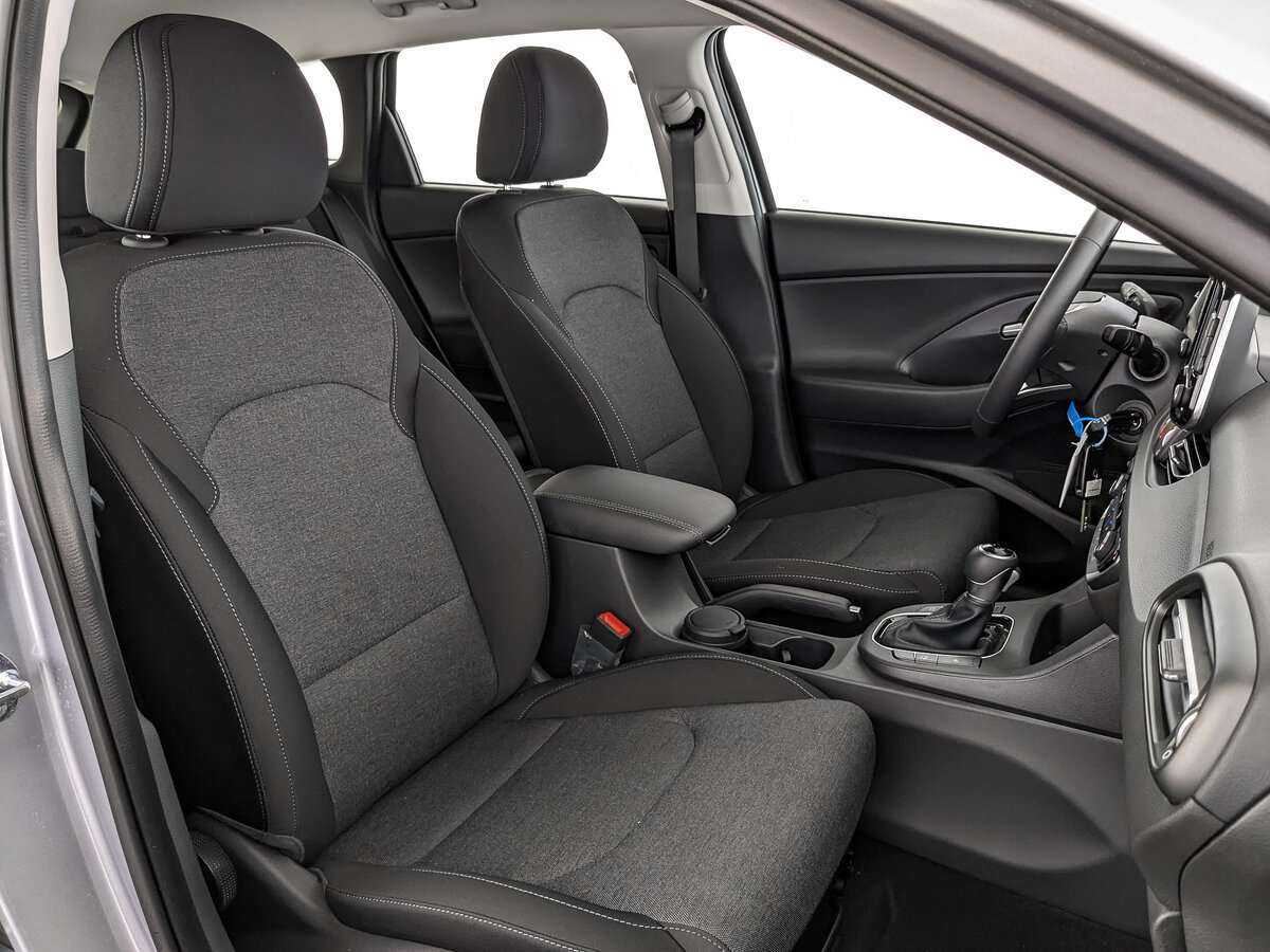 Hyundai i30 2023 года с пробегом. Фото: #23