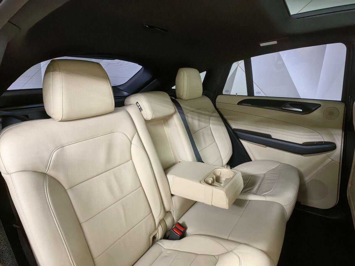 Mercedes-Benz GLE Coupe 2017 года с пробегом. Фото: #12