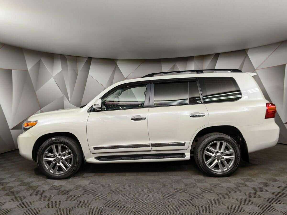 Toyota Land Cruiser 2015 года с пробегом. Фото: #4