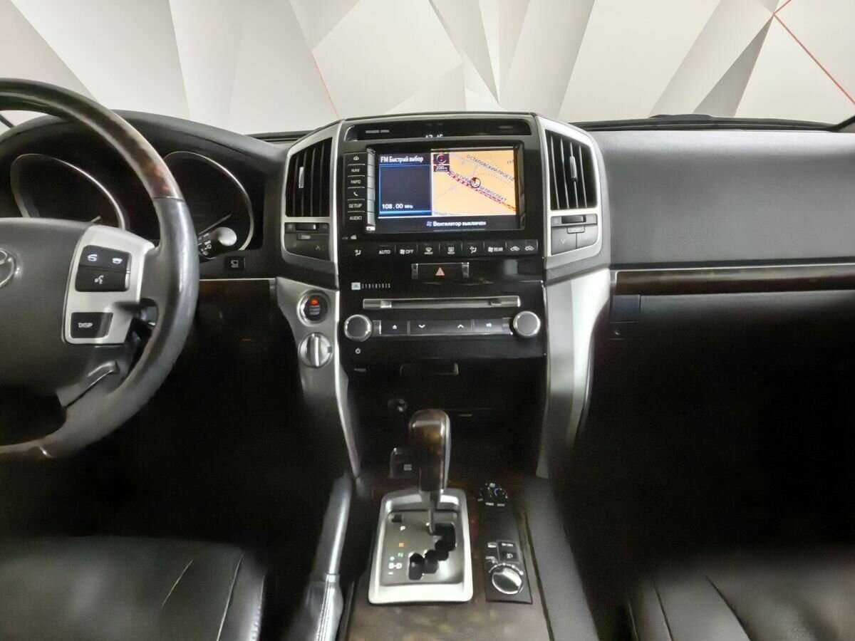 Toyota Land Cruiser 2015 года с пробегом. Фото: #10