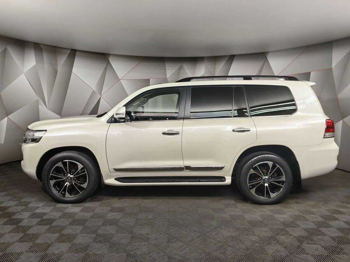 Toyota Land Cruiser 2018 года с пробегом. Фото: #4