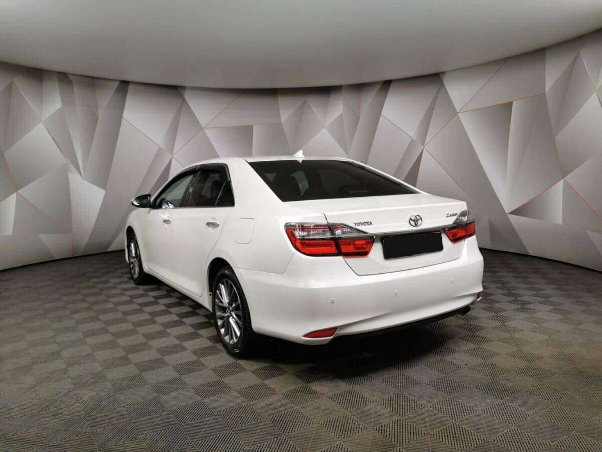 Toyota Camry 2016 года с пробегом. Фото: #3