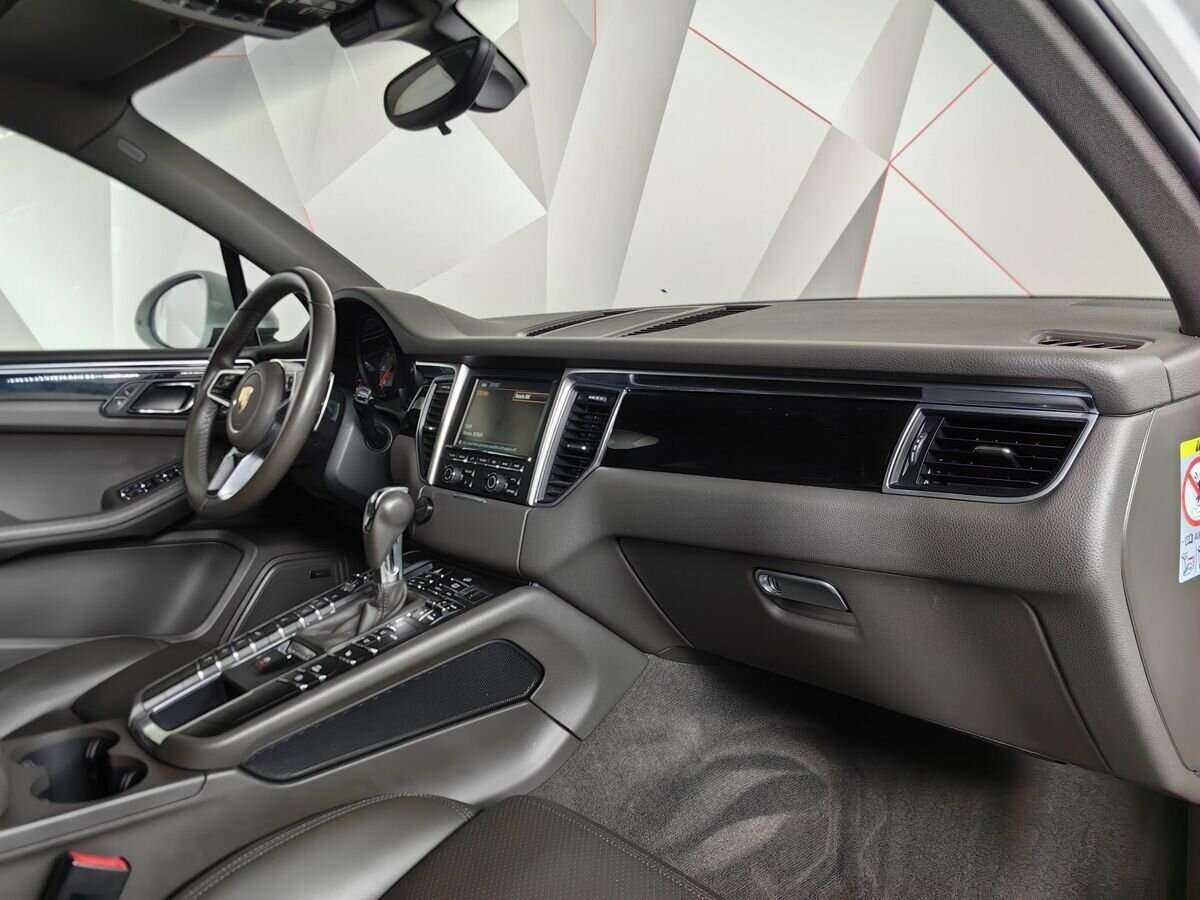 Porsche Macan 2015 года с пробегом. Фото: #6