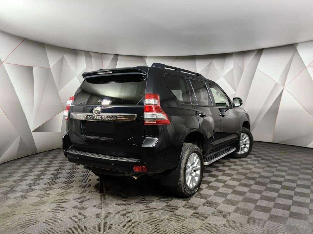 Toyota Land Cruiser Prado 2015 года с пробегом. Фото: #1