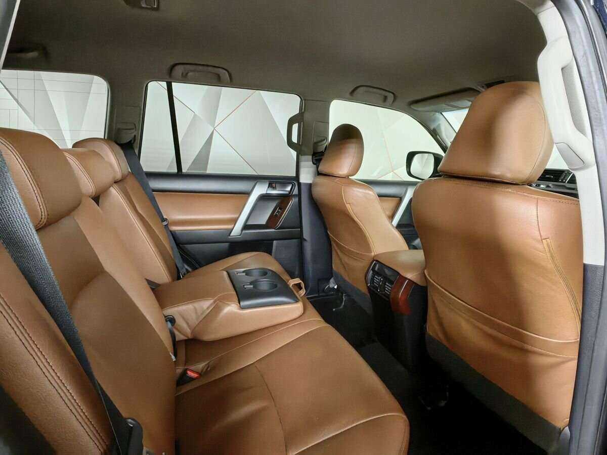Toyota Land Cruiser Prado 2015 года с пробегом. Фото: #10