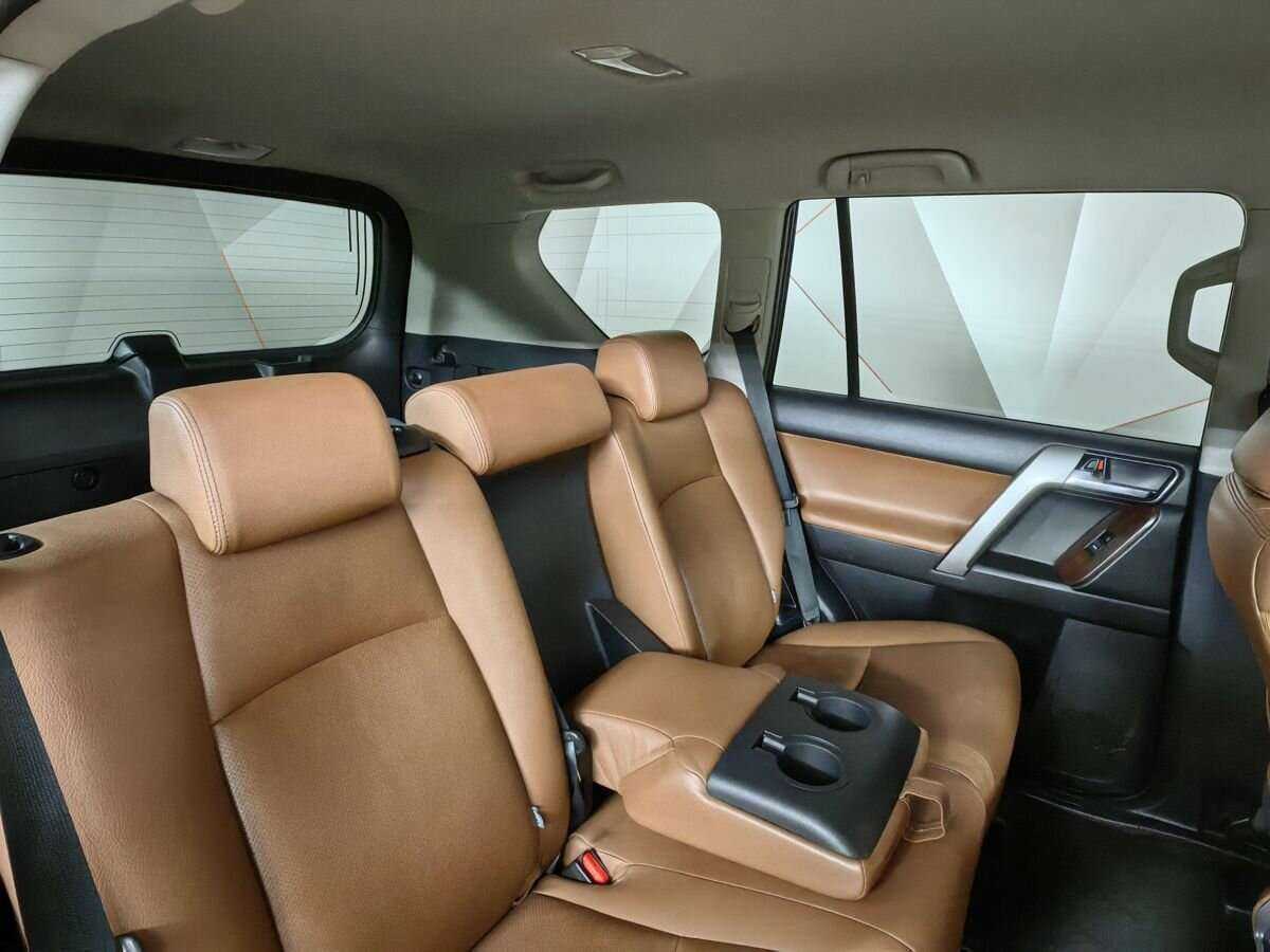 Toyota Land Cruiser Prado 2015 года с пробегом. Фото: #11