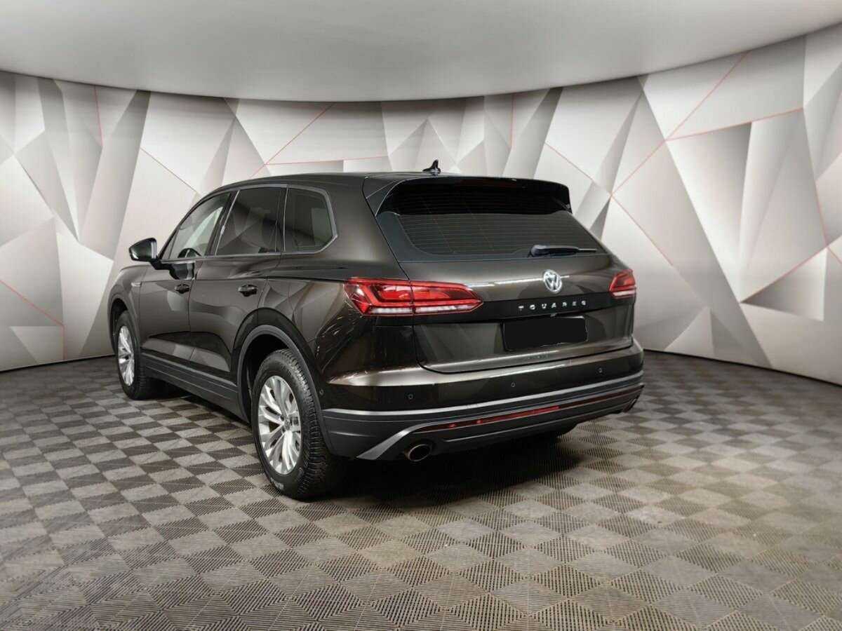 Volkswagen Touareg 2019 года с пробегом. Фото: #3
