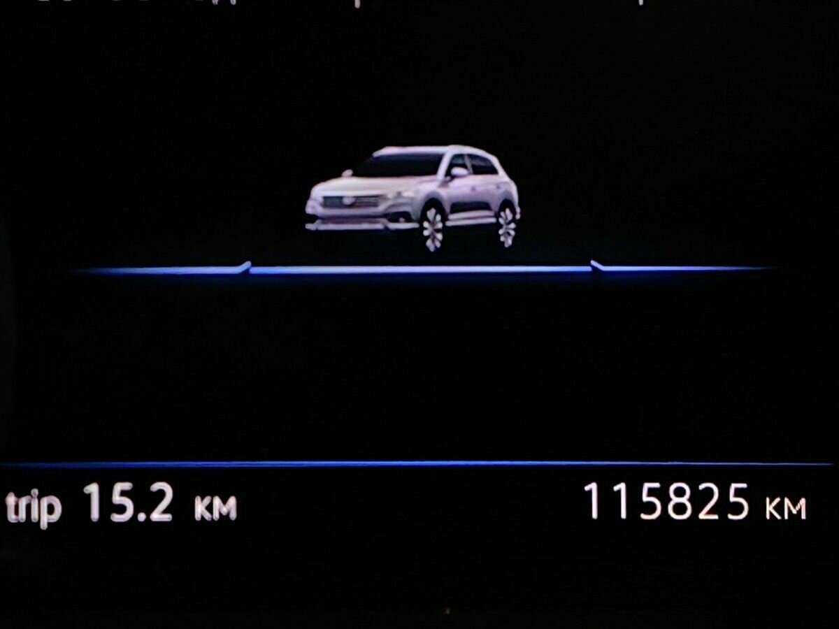 Volkswagen Touareg 2019 года с пробегом. Фото: #19