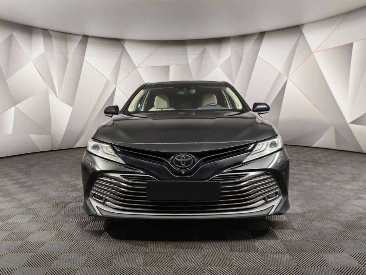 Toyota Camry 2020 года с пробегом. Фото: #6