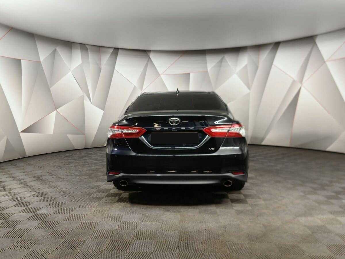 Toyota Camry 2020 года с пробегом. Фото: #7