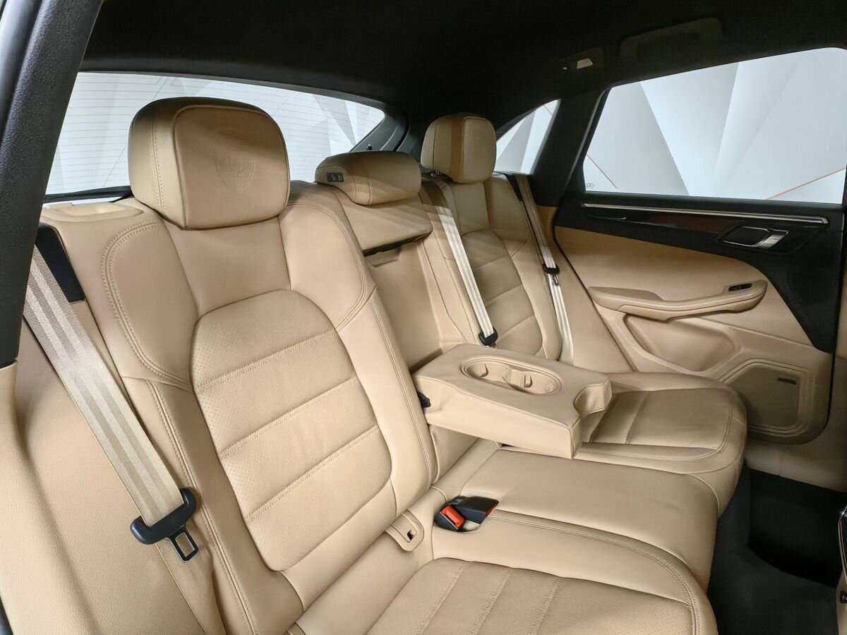 Porsche Macan 2016 года с пробегом. Фото: #11