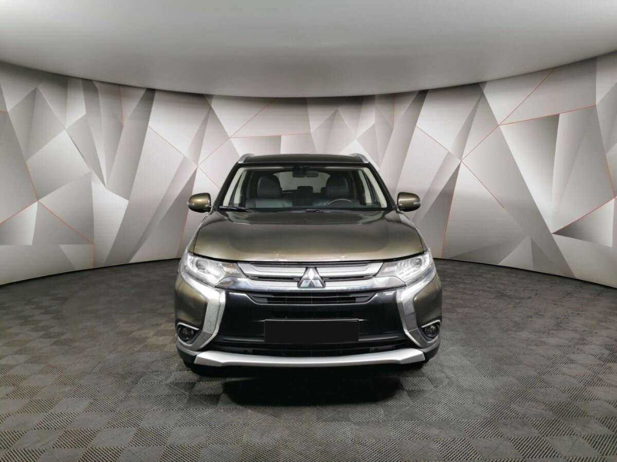 Mitsubishi Outlander 2018 года с пробегом. Фото: #6