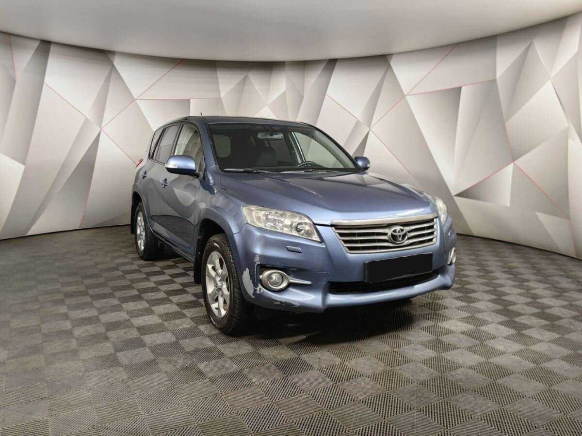 Toyota RAV4 2011 года с пробегом. Фото: #2