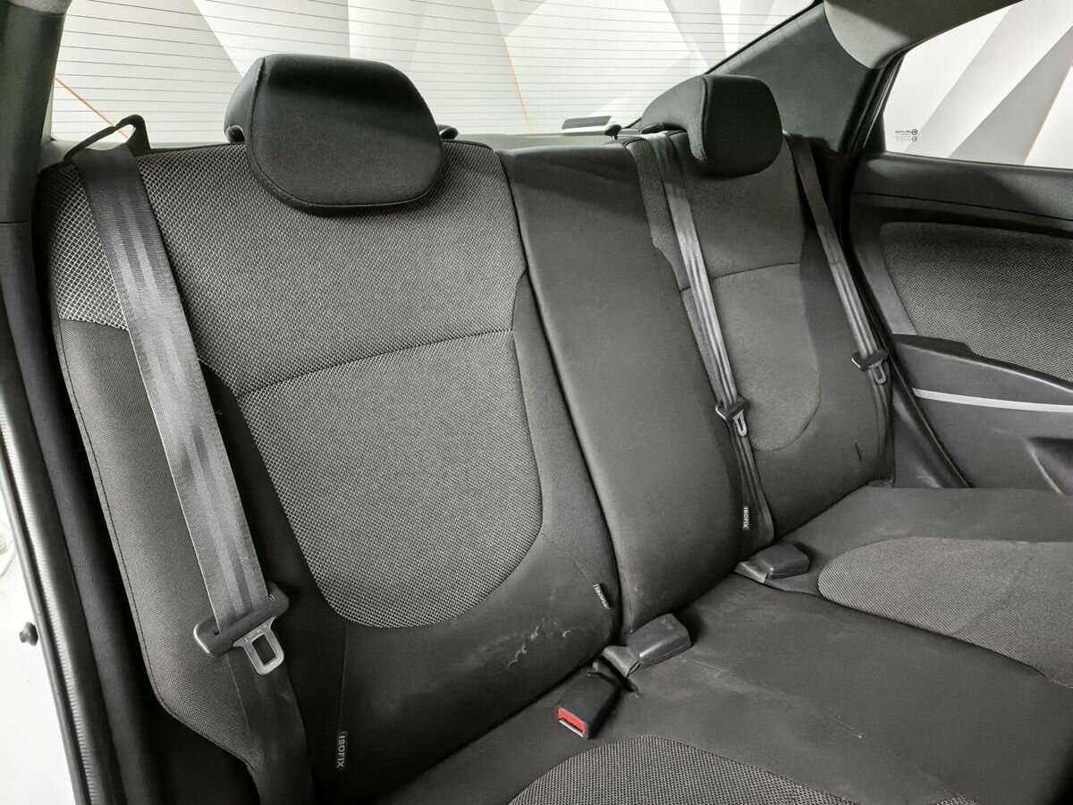 Б/У Хендай Солярис 2013 года. Фото: #12