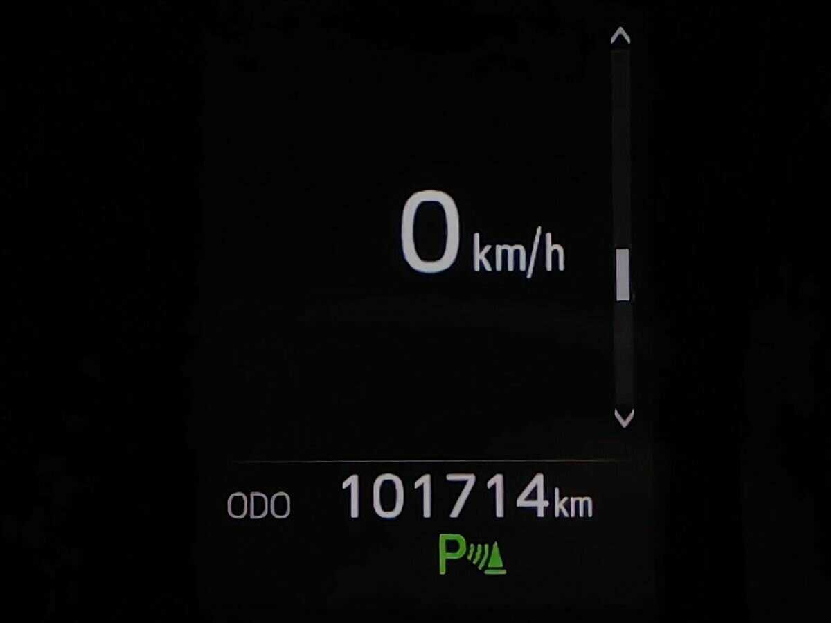 Toyota Camry 2019 года с пробегом. Фото: #16