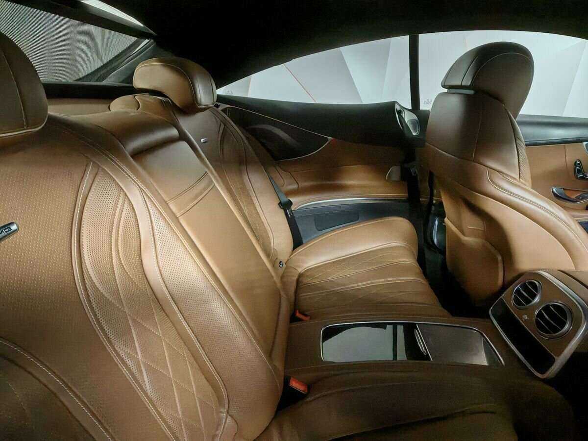 Mercedes-Benz S-Класс AMG 2015 года с пробегом. Фото: #11