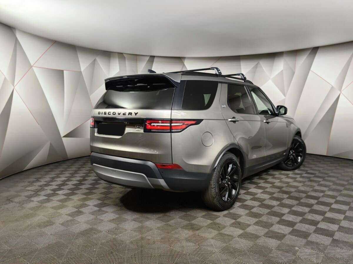 Land Rover Discovery 2018 года с пробегом. Фото: #1