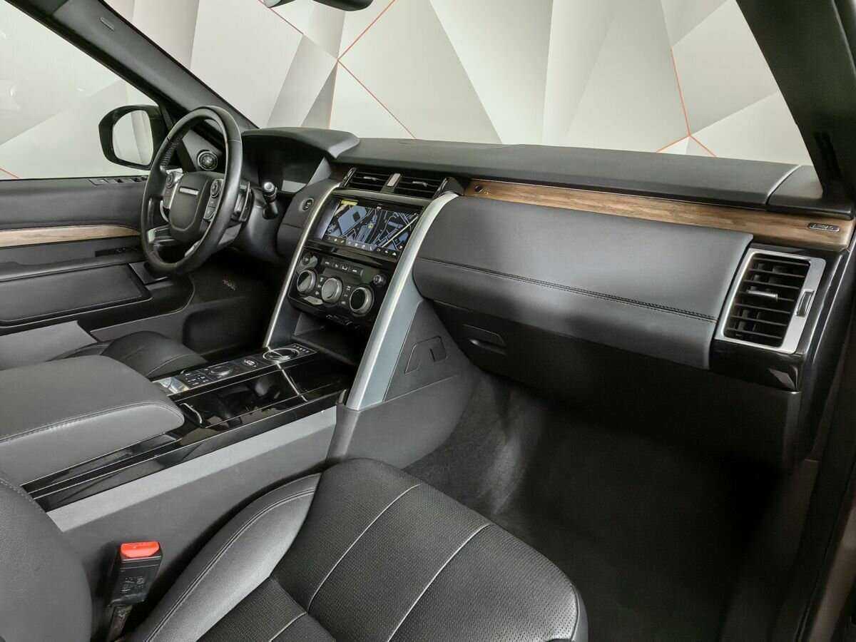 Land Rover Discovery 2018 года с пробегом. Фото: #8