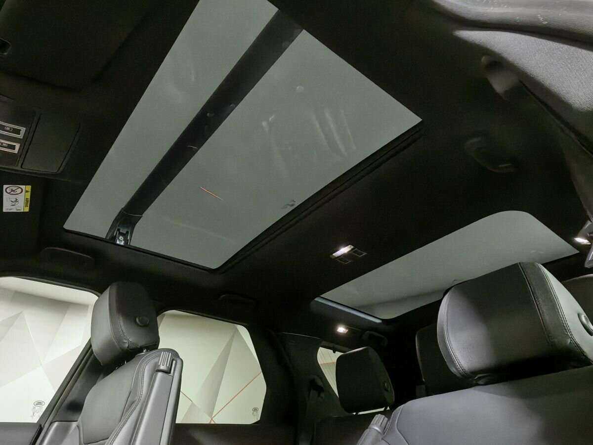 Land Rover Discovery 2018 года с пробегом. Фото: #18