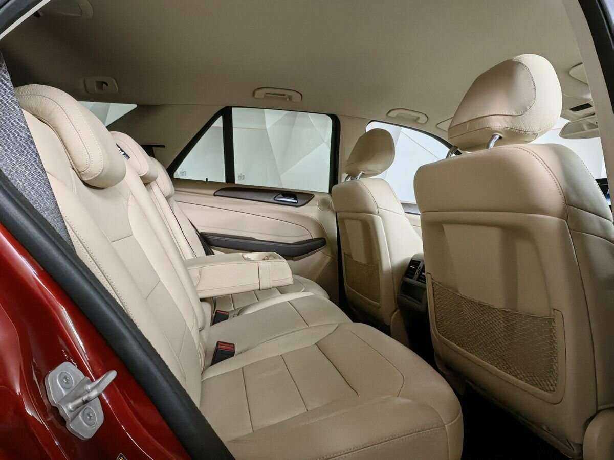 Mercedes-Benz GLE 2015 года с пробегом. Фото: #11