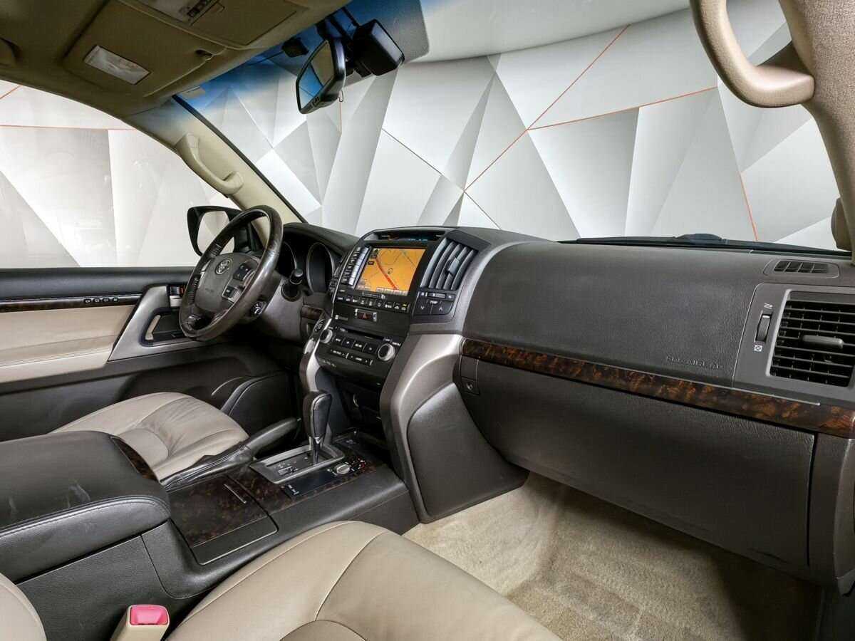 Toyota Land Cruiser 2011 года с пробегом. Фото: #7