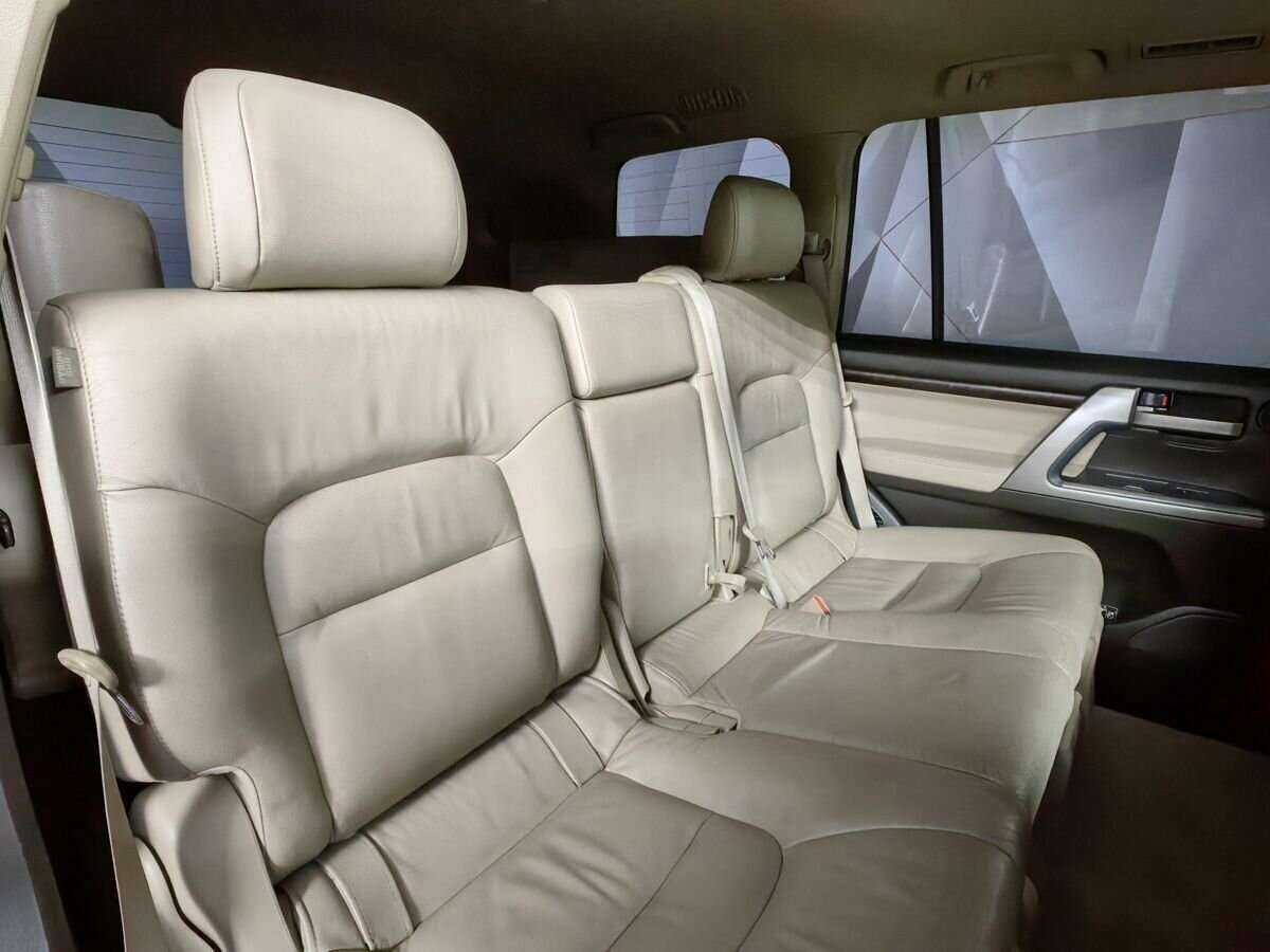 Toyota Land Cruiser 2011 года с пробегом. Фото: #9