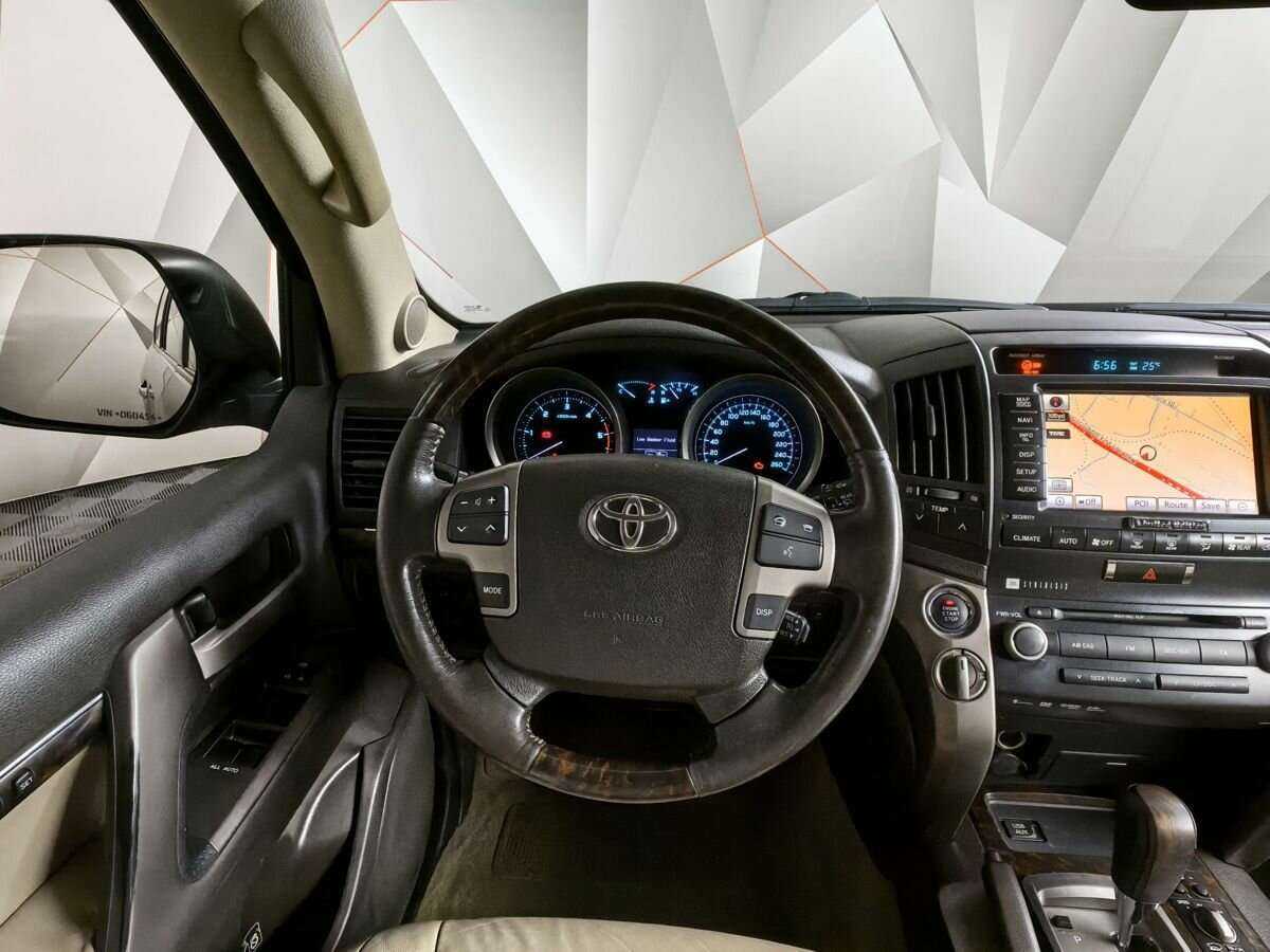 Toyota Land Cruiser 2011 года с пробегом. Фото: #11