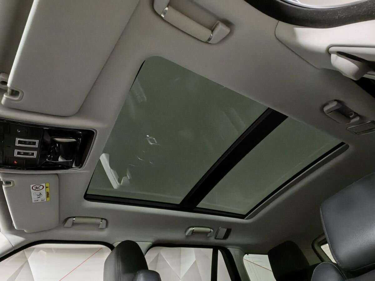 Land Rover Range Rover 2017 года с пробегом. Фото: #16