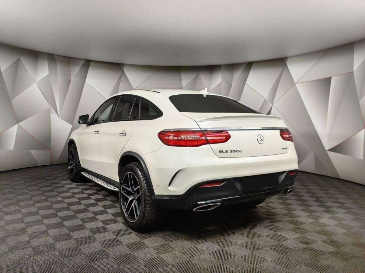 Mercedes-Benz GLE Coupe 2017 года с пробегом. Фото: #3