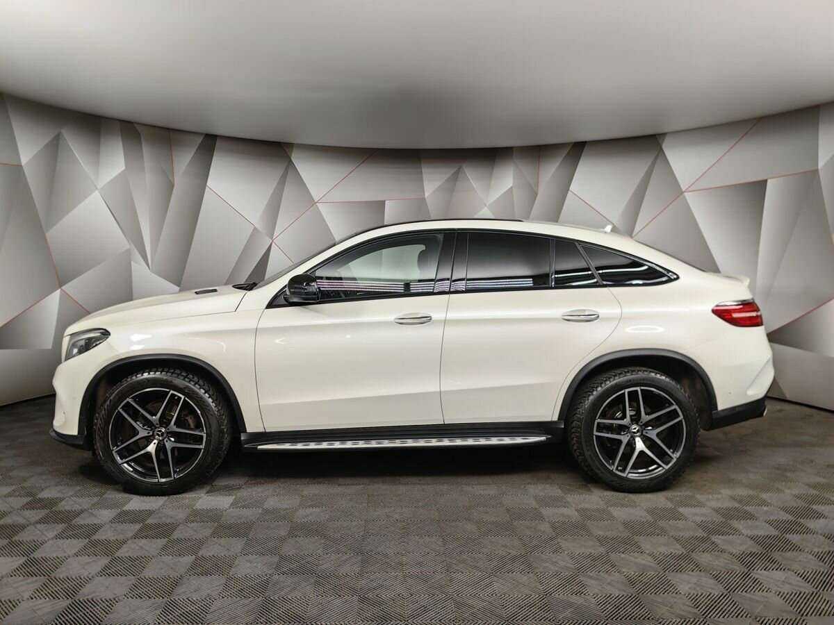Mercedes-Benz GLE Coupe 2017 года с пробегом. Фото: #4