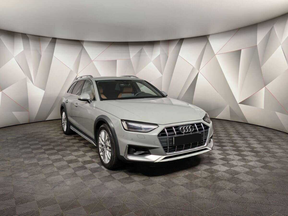 Audi A4 allroad 2019 года с пробегом. Фото: #2