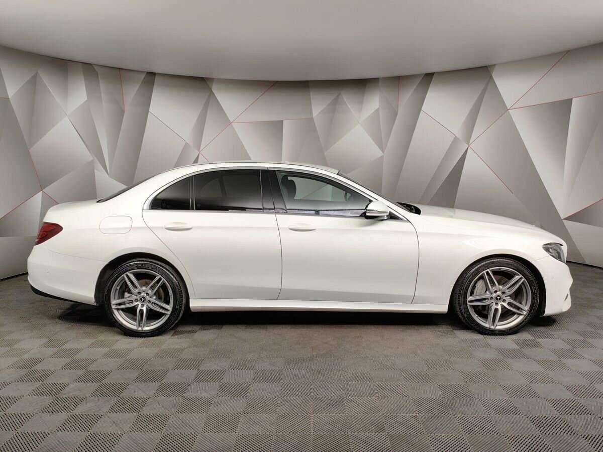 Mercedes-Benz E-Класс 2020 года с пробегом. Фото: #5