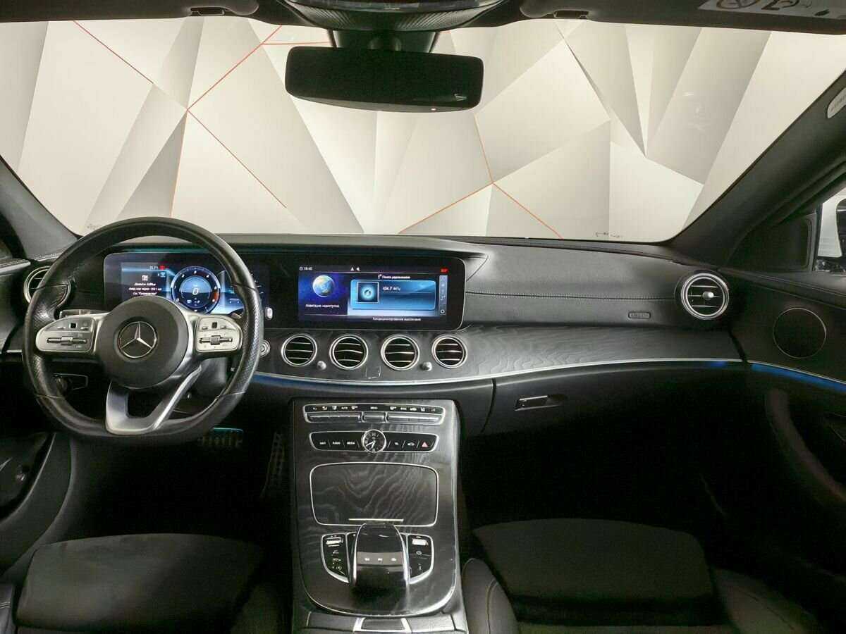 Mercedes-Benz E-Класс 2020 года с пробегом. Фото: #9