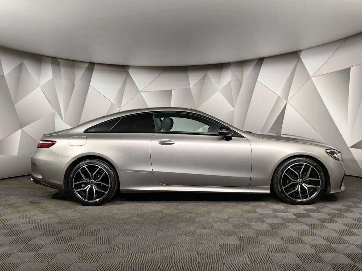 Mercedes-Benz E-Класс 2020 года с пробегом. Фото: #5