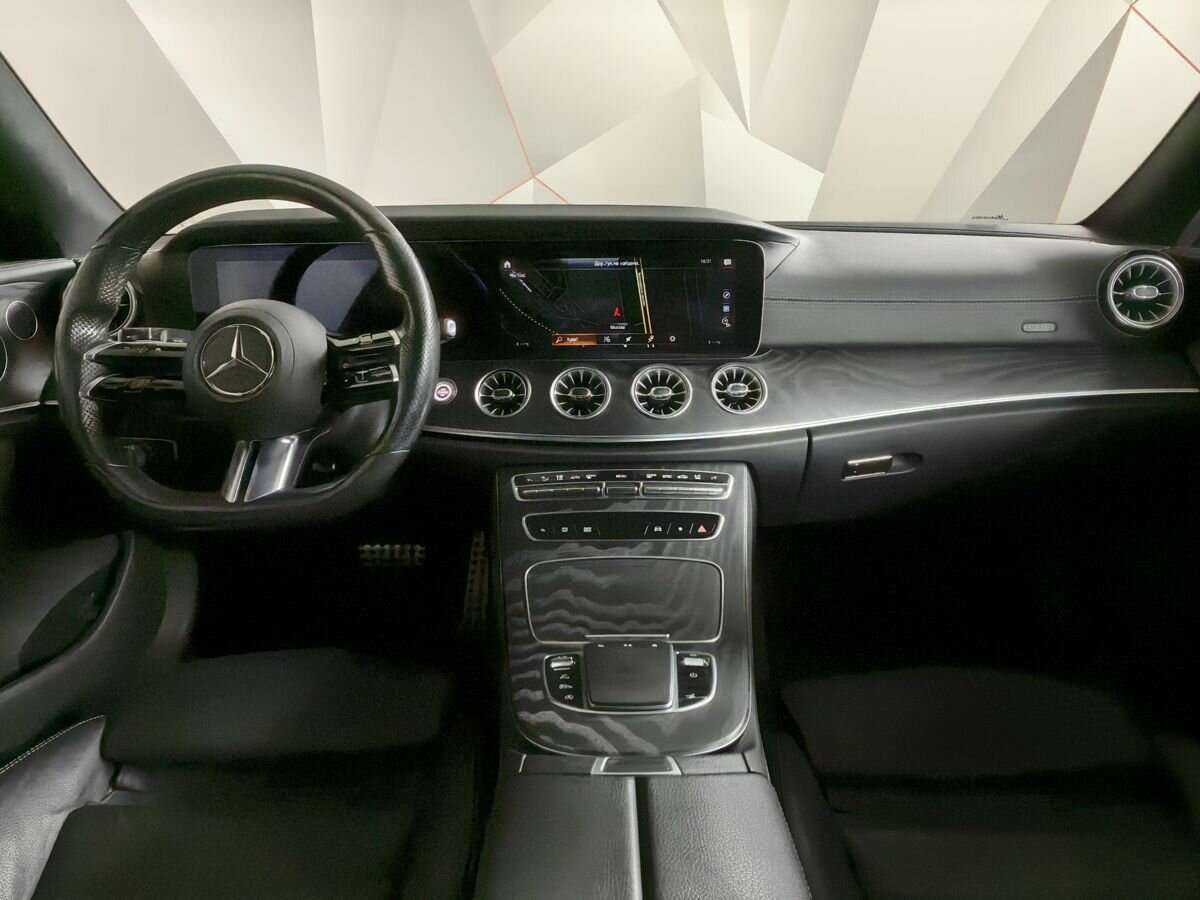 Mercedes-Benz E-Класс 2020 года с пробегом. Фото: #10