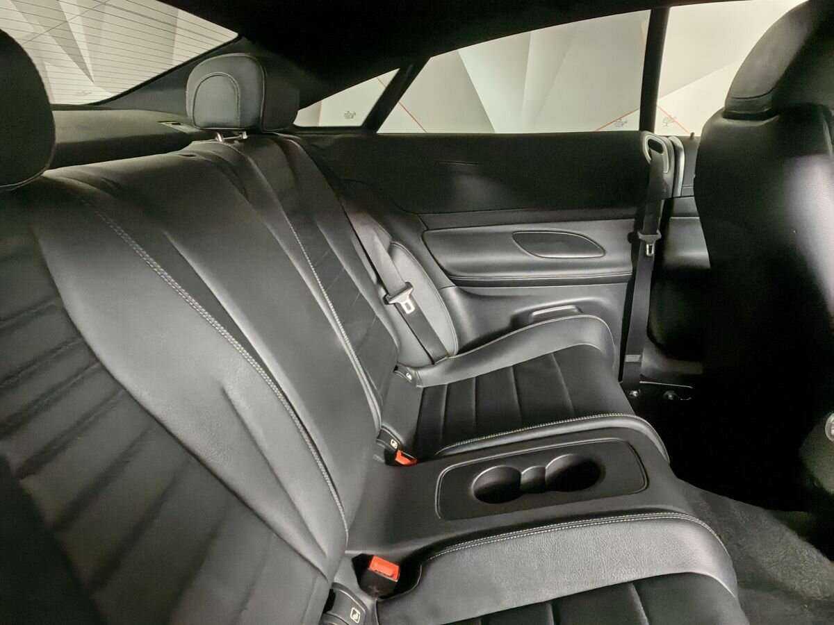 Mercedes-Benz E-Класс 2020 года с пробегом. Фото: #12