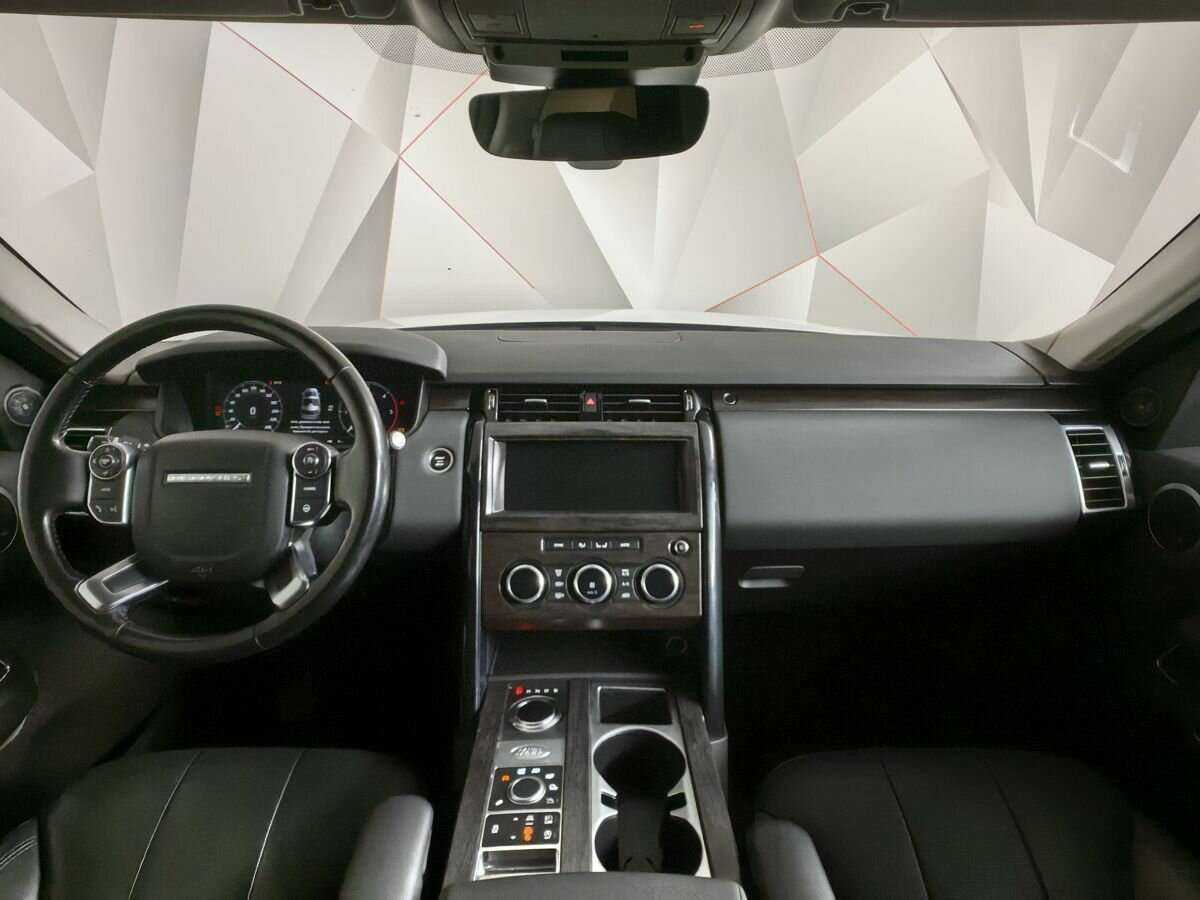 Land Rover Discovery 2018 года с пробегом. Фото: #9