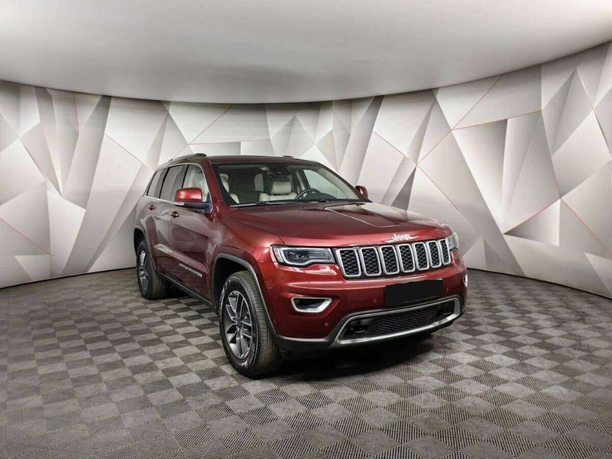 Jeep Grand Cherokee 2018 года с пробегом. Фото: #2