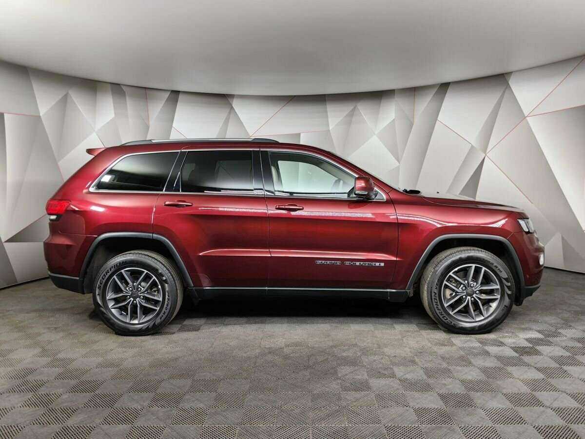 Jeep Grand Cherokee 2018 года с пробегом. Фото: #5